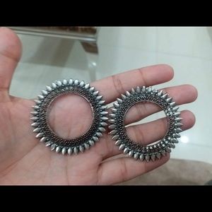 NWT Stylish black metal statement earrings